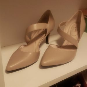 Life Stride  soft system  nude 9.5